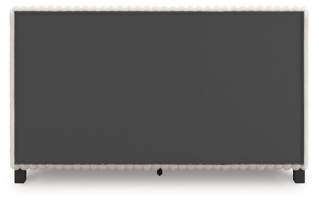 Zuraleus Bed - Valley Furniture (Rohnert Park, CA)