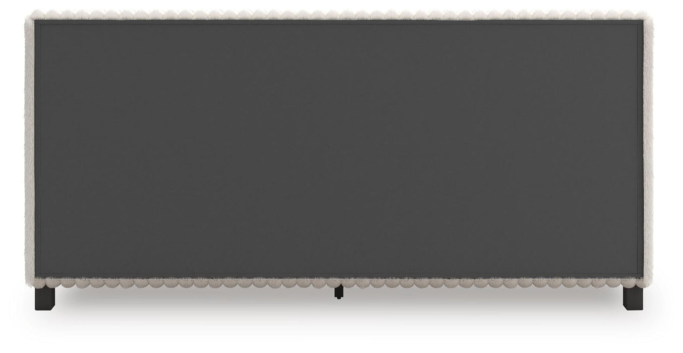 Zuraleus Bed - Valley Furniture (Rohnert Park, CA)