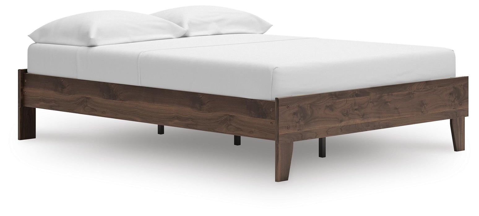 Calverson Bed - Valley Furniture (Rohnert Park, CA)