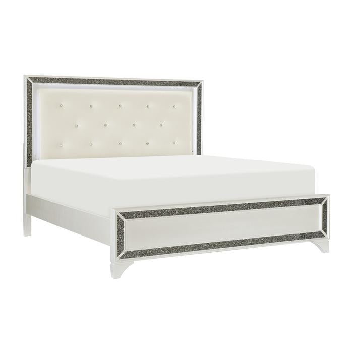 Salon (3) Queen Bed