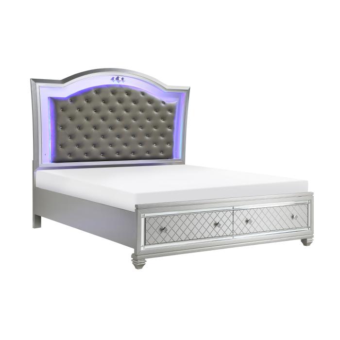 Leesa (3) Queen Platform Bed with Footboard Storage