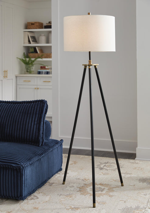 Cashner Floor Lamp - Valley Furniture (Rohnert Park, CA)