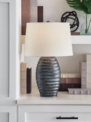 Caronick Table Lamp (Set of 2) - Valley Furniture (Rohnert Park, CA)