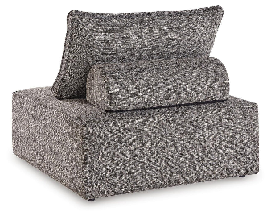 Bree Zee Outdoor Lounge Chair with Cushion - Valley Furniture (Rohnert Park, CA)