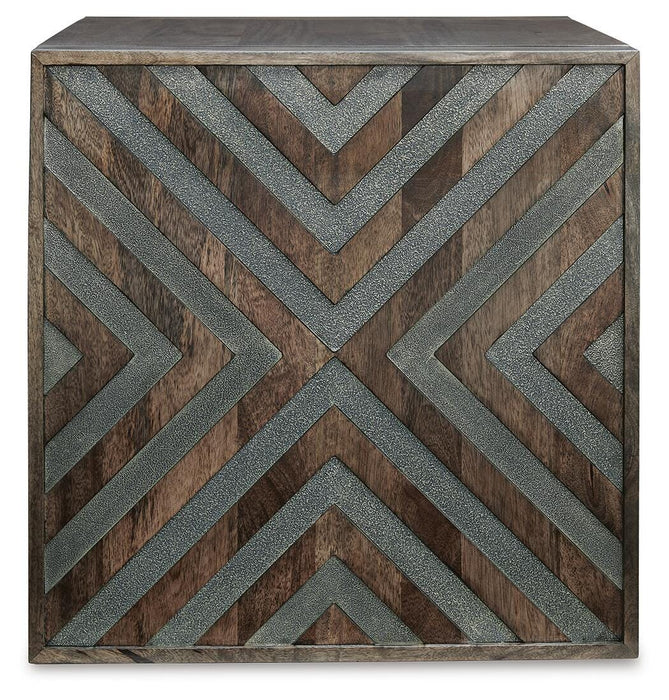 Dreggan End Table - Valley Furniture (Rohnert Park, CA)