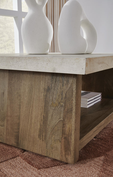 Brendalhouse Coffee Table - Valley Furniture (Rohnert Park, CA)