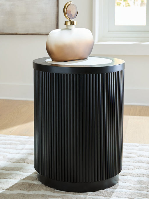 Grayman End Table - Valley Furniture (Rohnert Park, CA)