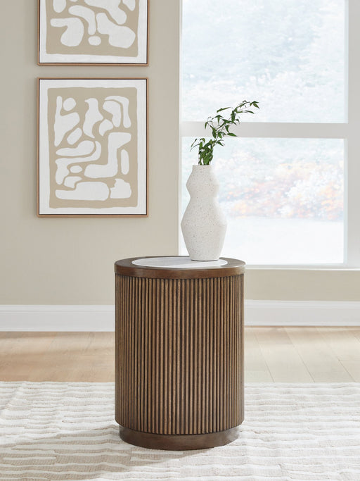 Hadonna End Table - Valley Furniture (Rohnert Park, CA)