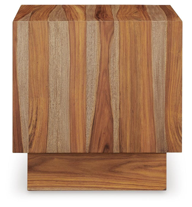 Dressonni End Table - Valley Furniture (Rohnert Park, CA)
